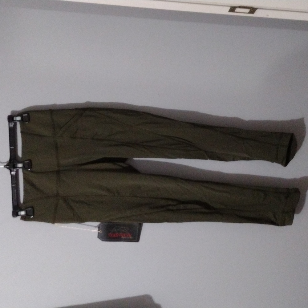 Tiger Friday leggings- NWT